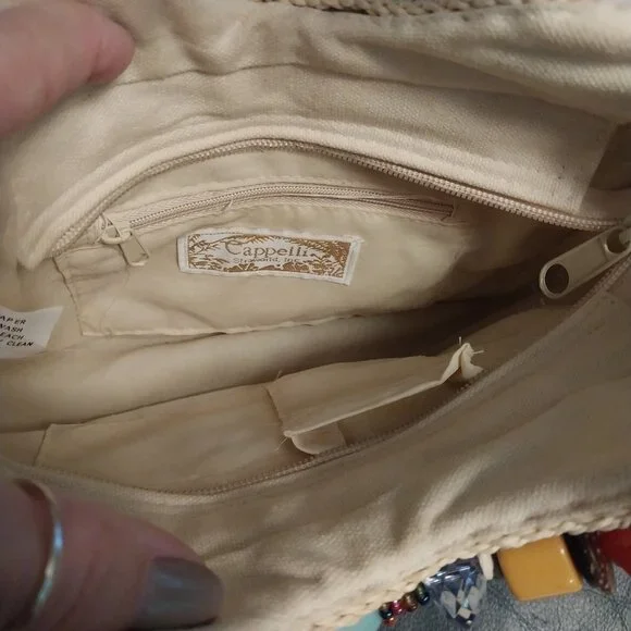 3738 Small Wicket and Beaded Handle Capellin Handbag. - Picture 6 of 6